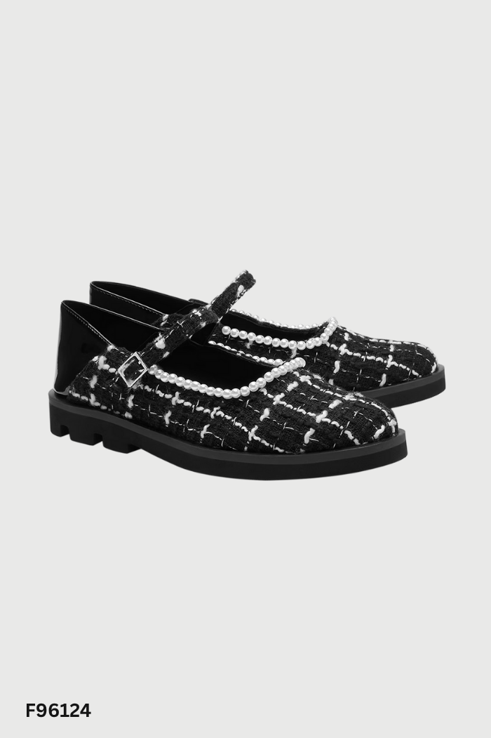 FULLBOX Giày đen phối trắng (CHARLES&KEITH xuất dư)