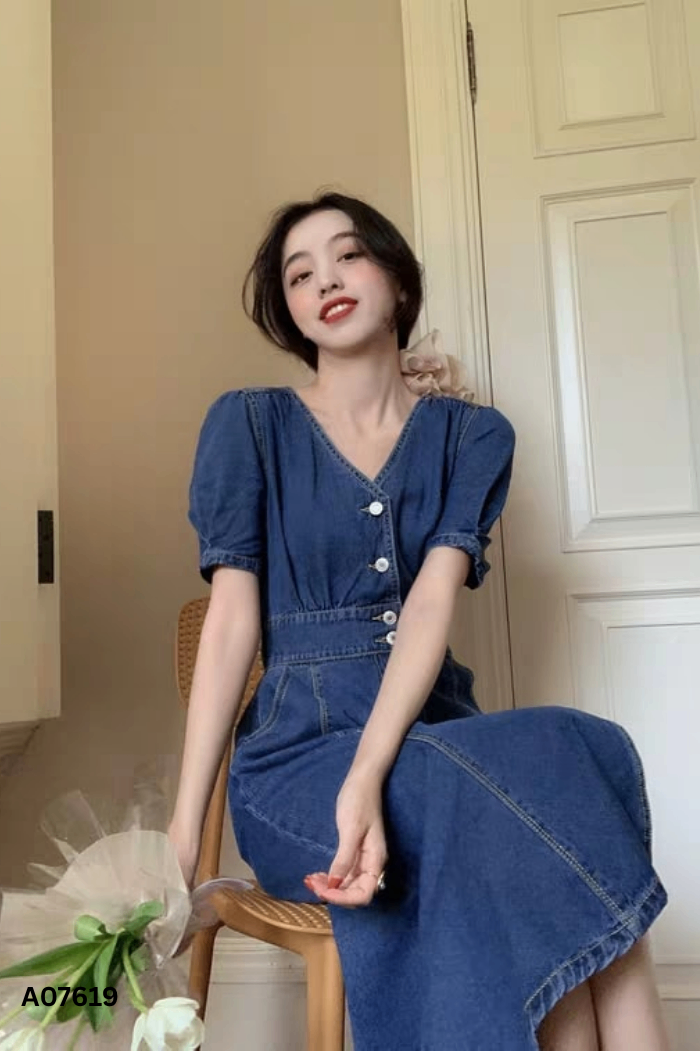Váy jeans xanh cài khuy