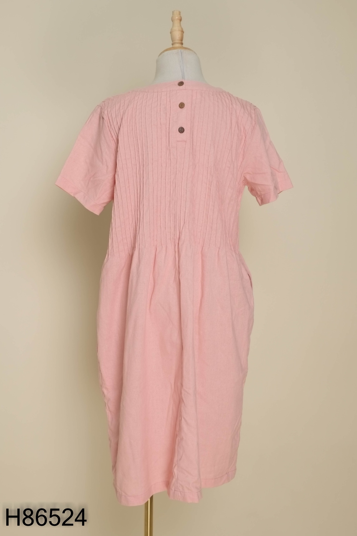 Váy linen hồng gấp ly