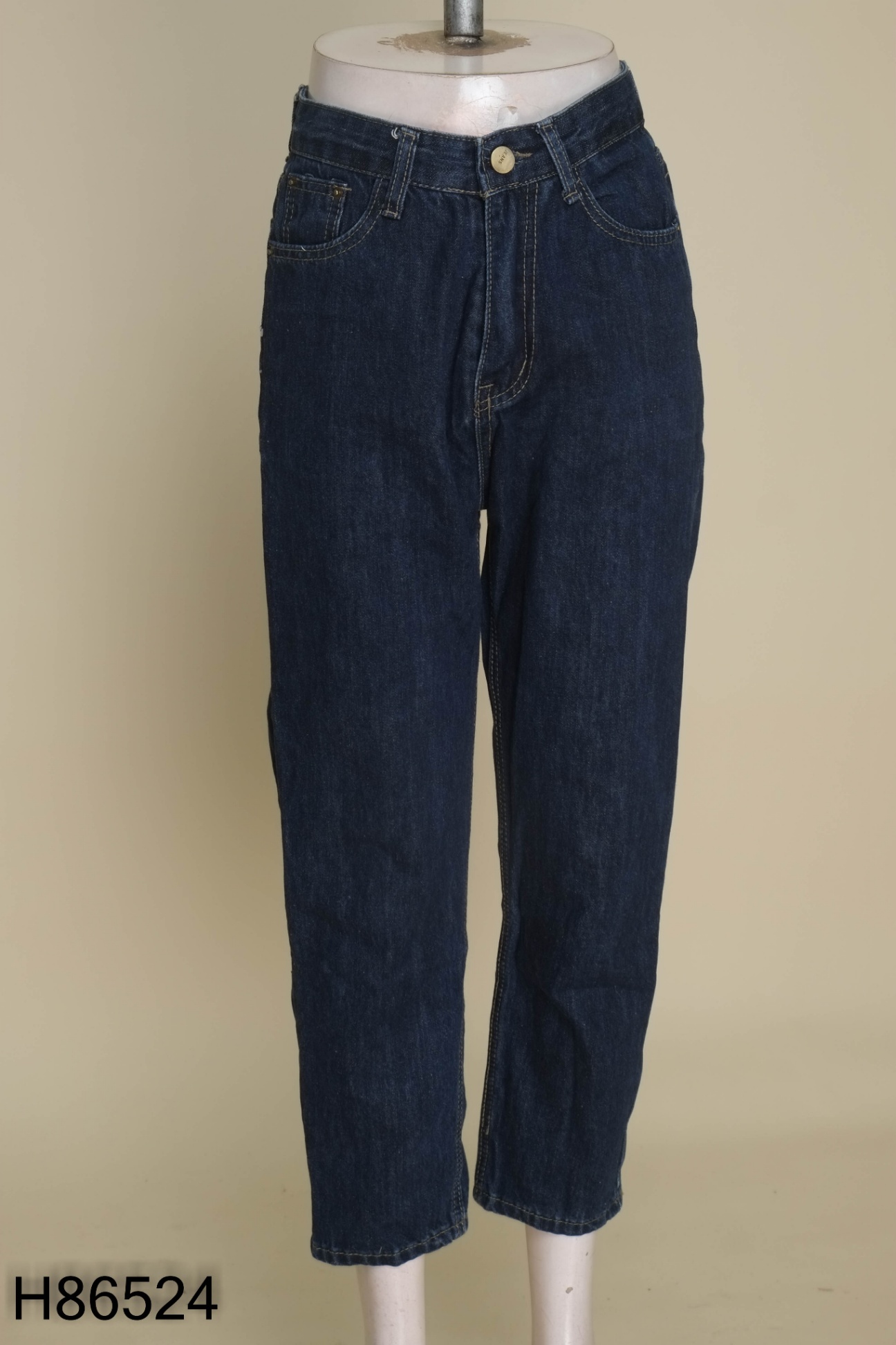 Quần jeans đậm xanh trơn