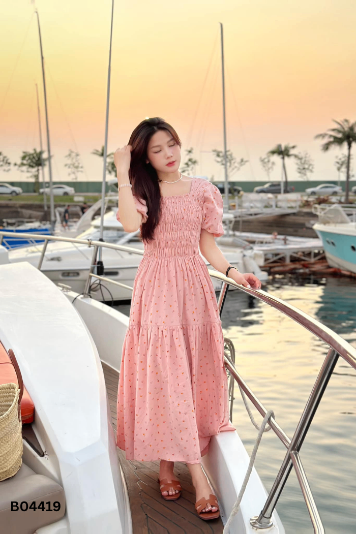 NEWTAG Váy linen hồng hoạ tiết hoa