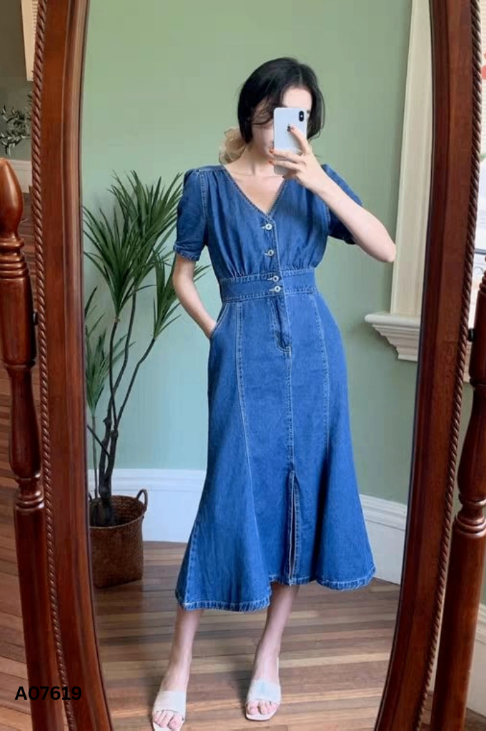 Váy jeans xanh cài khuy