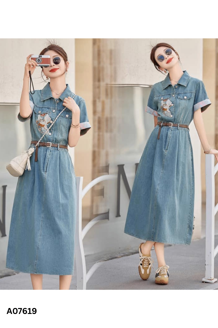 NEWTAG Váy jeans xanh thêu hình