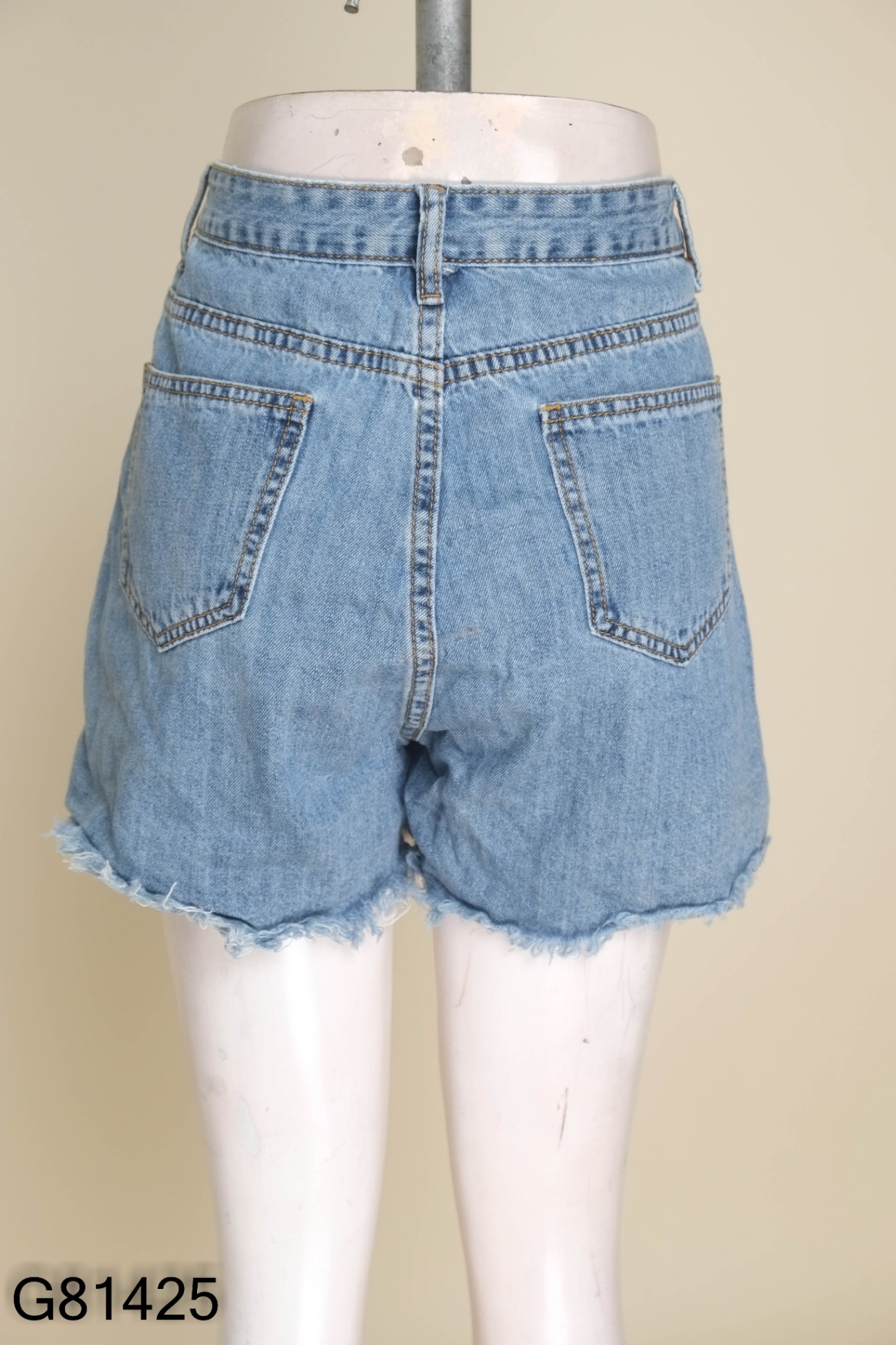 Quần short jeans xanh