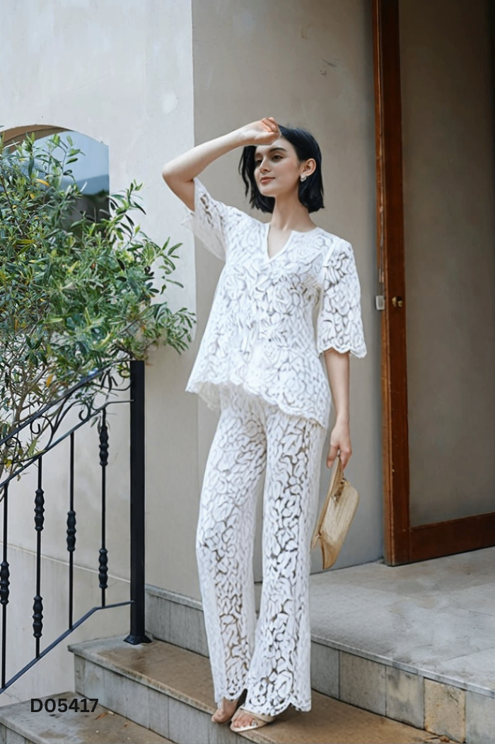 Set áo kiểu ren trắng+quần trắng