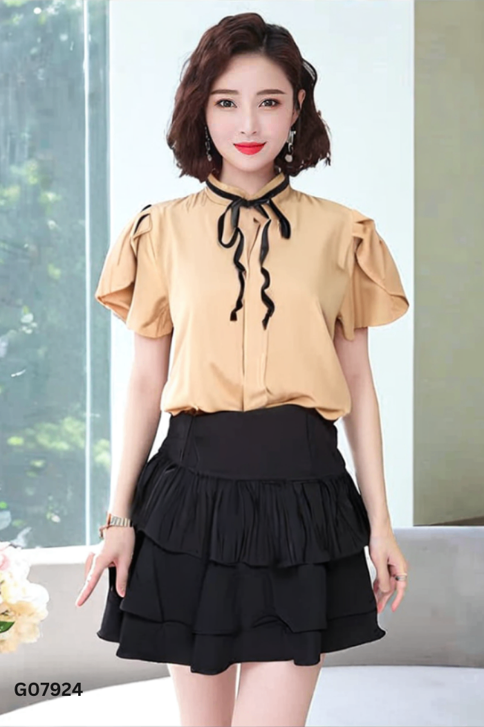 SET Áo nâu nơ đen + chân váy đen trơn