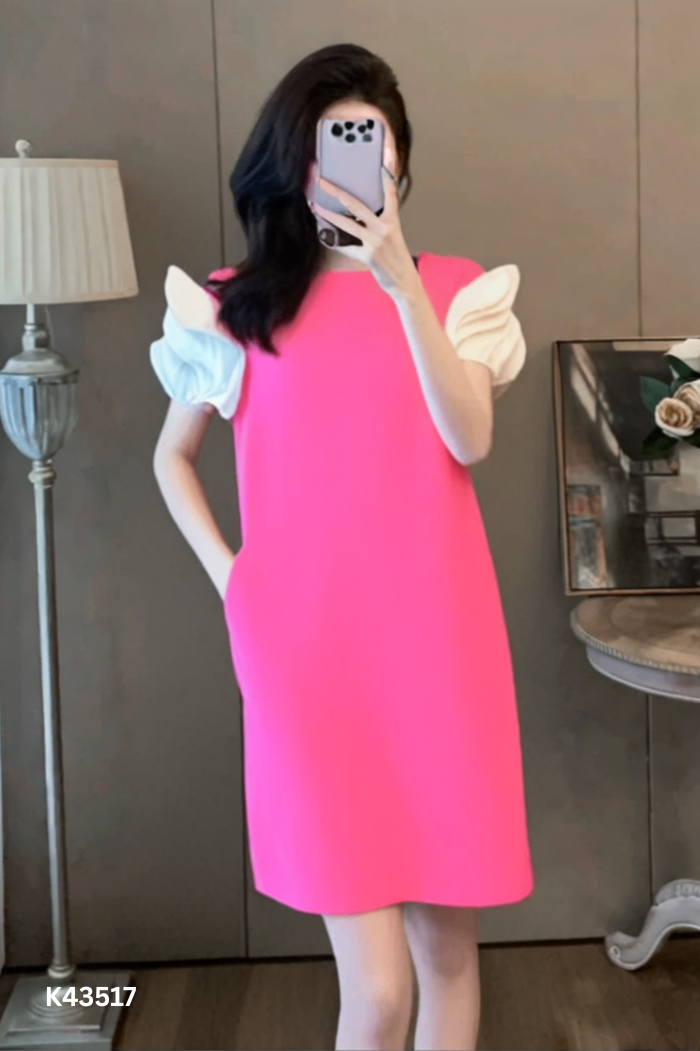 Váy nhỡ hồng phối hoa be