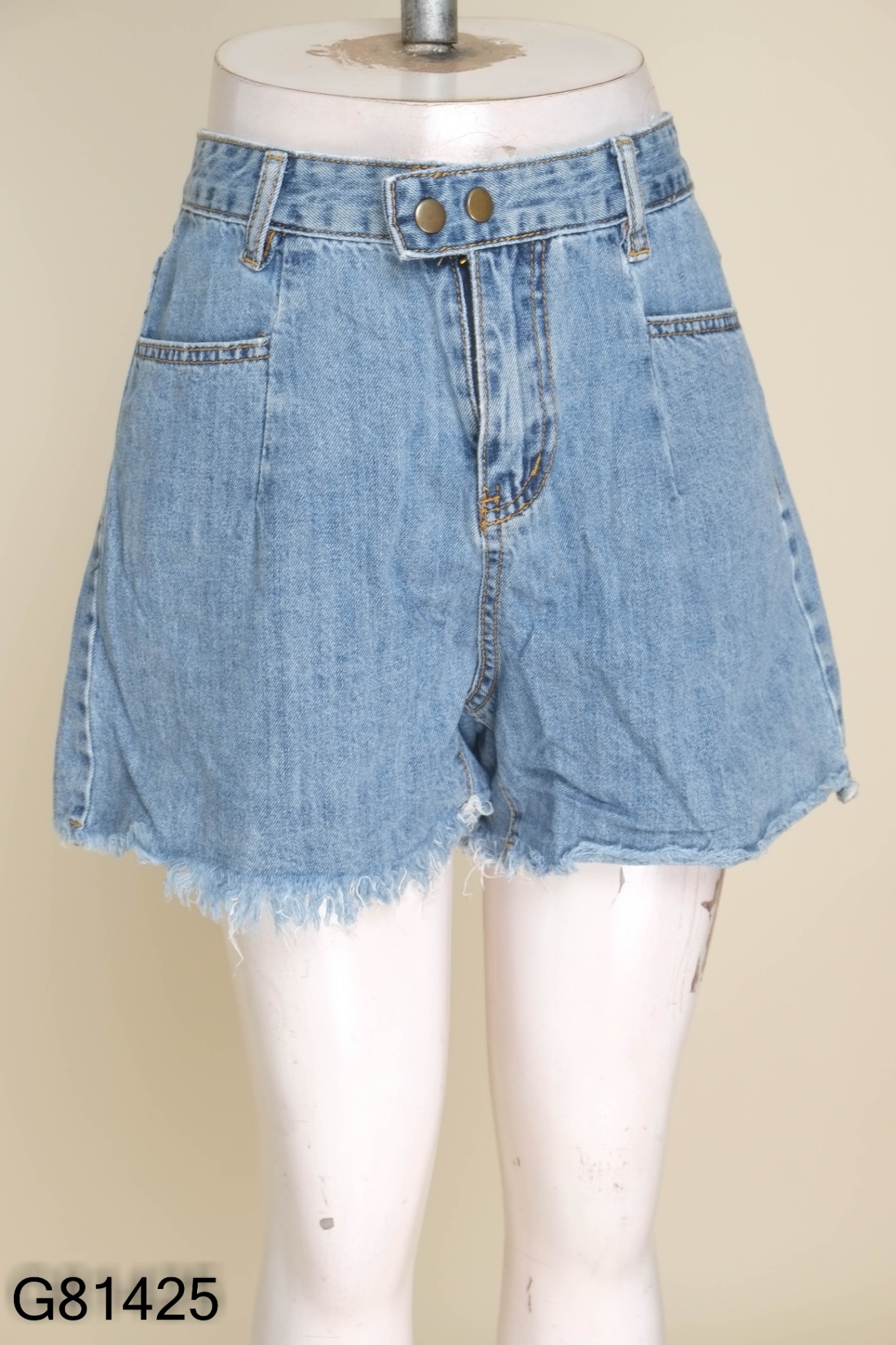 Quần short jeans xanh