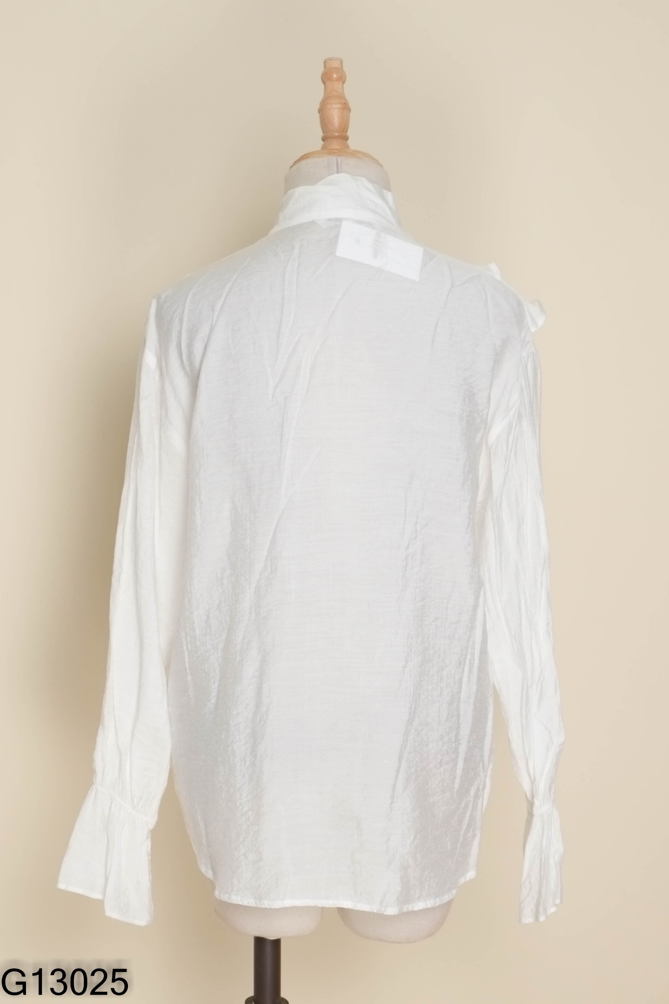Áo MIXXO đũi trắng phối bèo