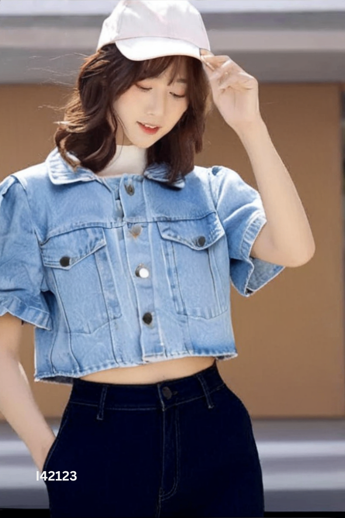 Áo jean xanh phối khuy