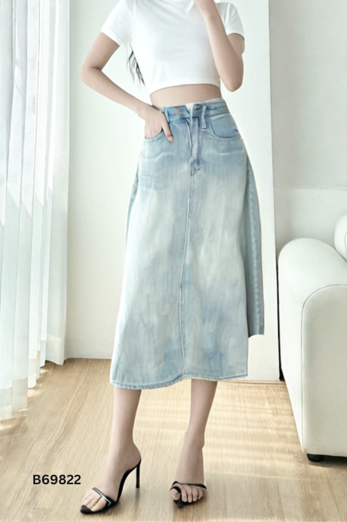 NEWTAG Chân váy jeans xanh nhạt