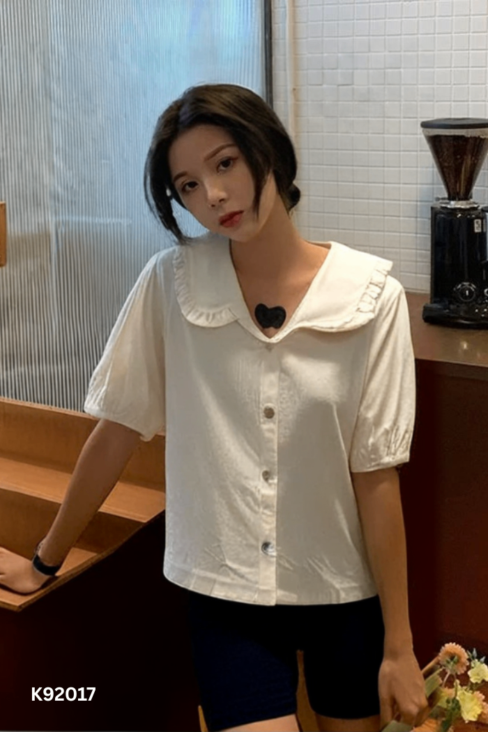 Áo trắng be cổ bèo