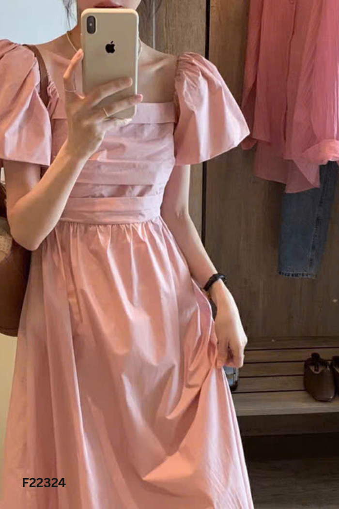 Váy hồng tay phồng