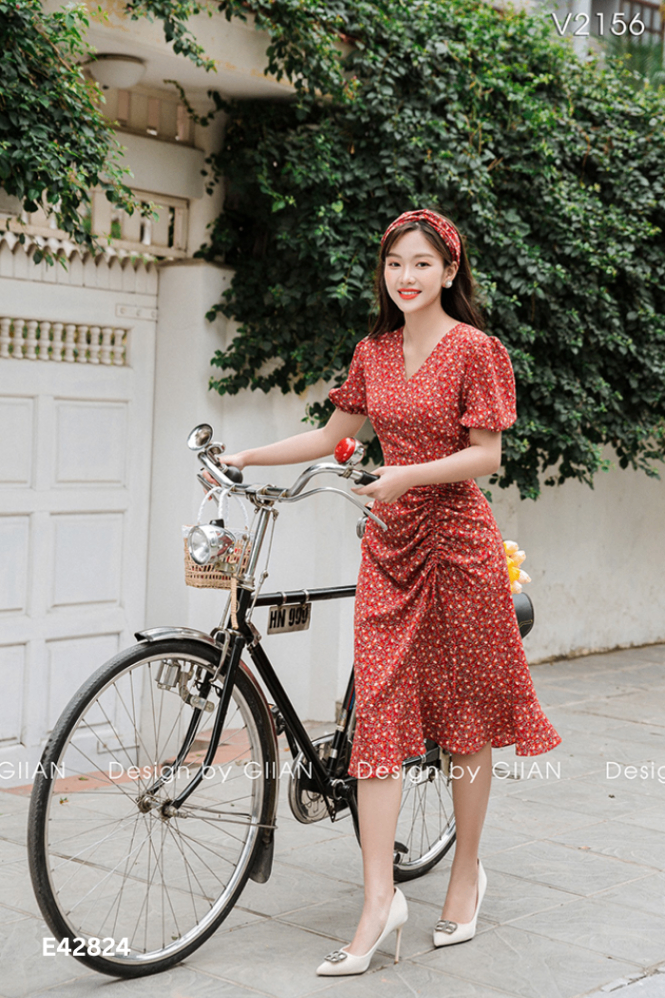 Váy GIIAN đỏ hoa cổ V