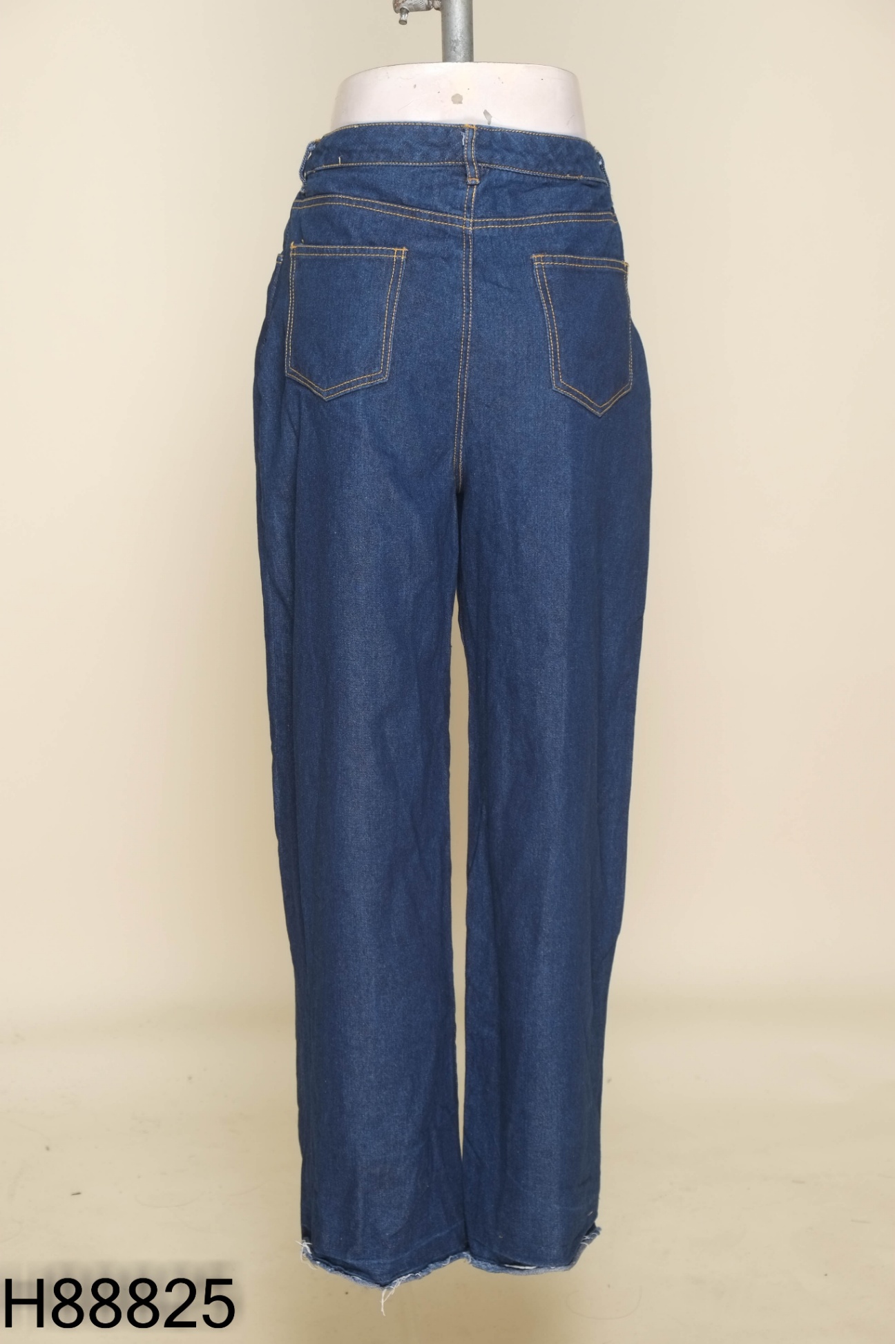Quần jeans RECHIC xanh đậm