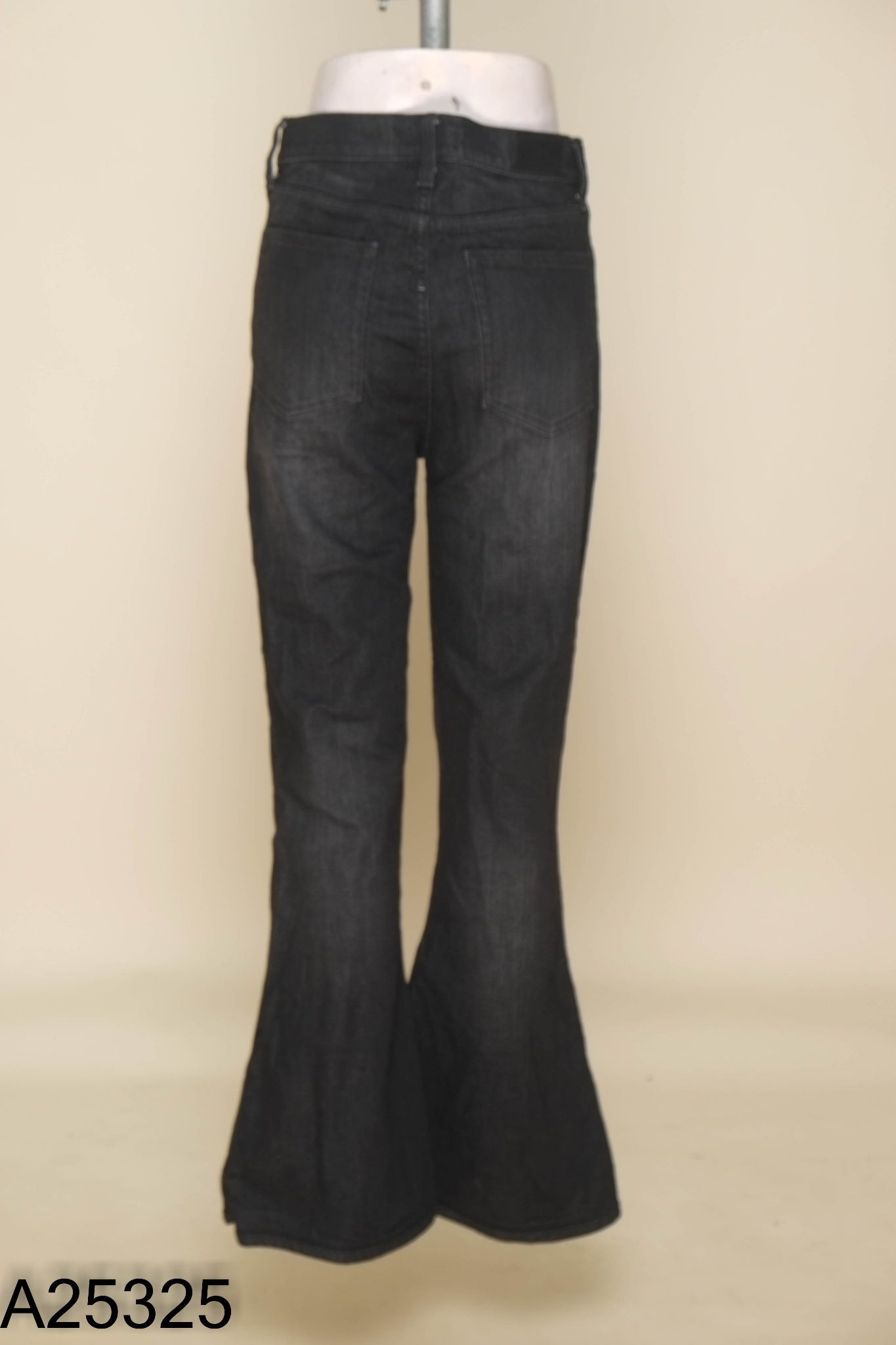 Quần jeans CPS xám đen dáng loe