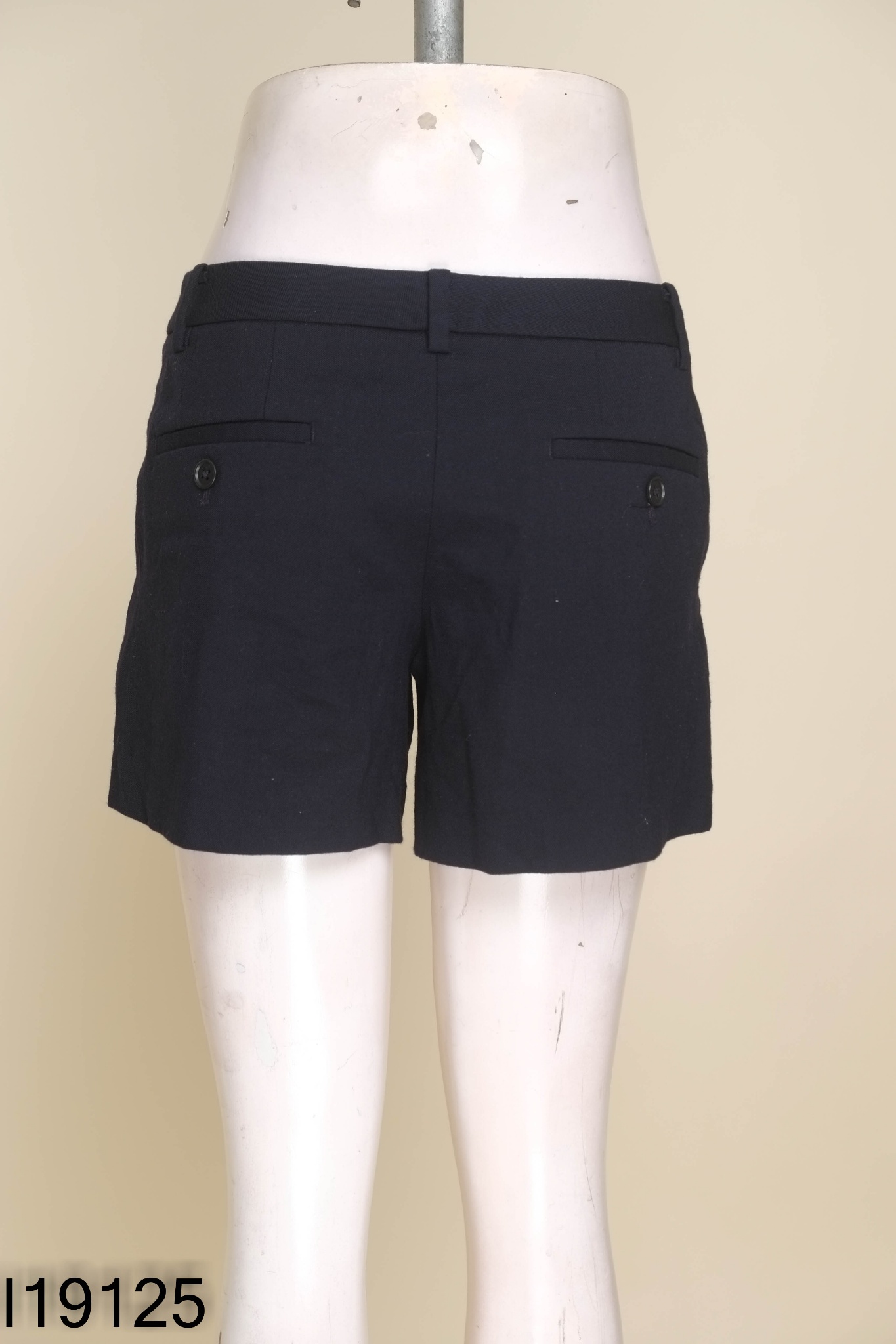 Quần shorts UNIQLO xanh than