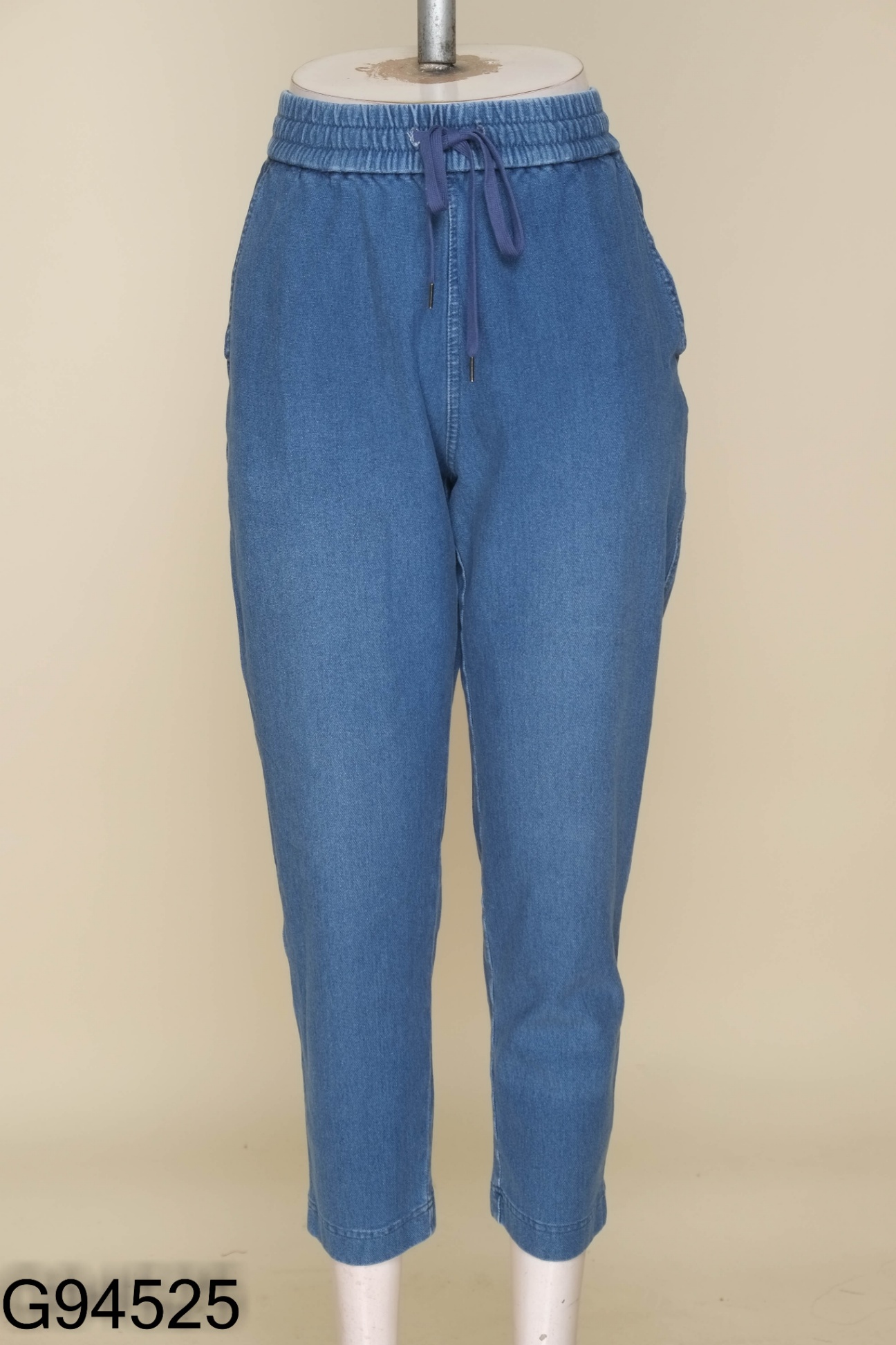 Quần jeans UNIQLO xanh eo chun