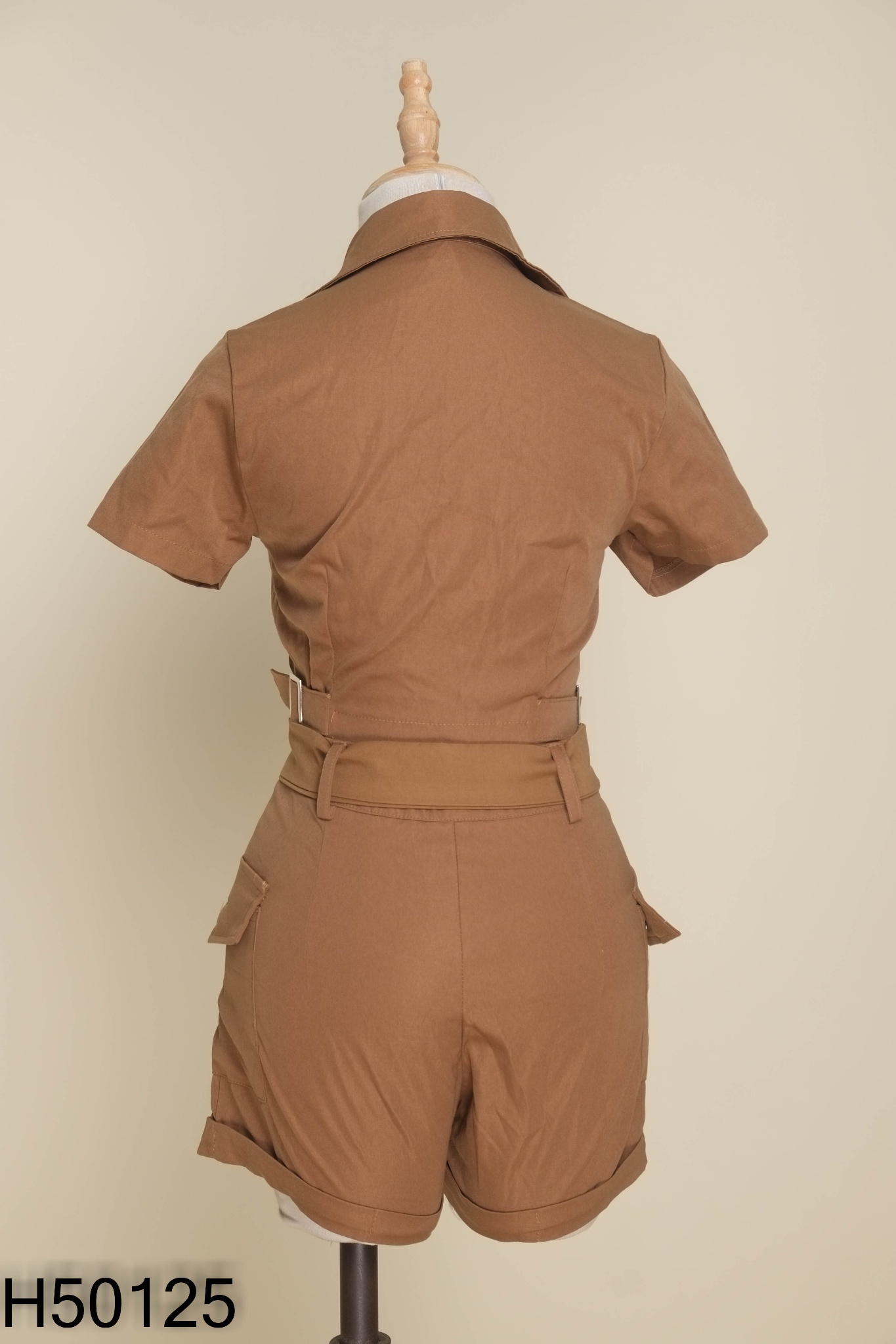 Set áo nâu cúc bạc + Quần shorts