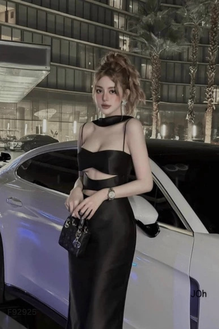 Váy hai dây taffta đen