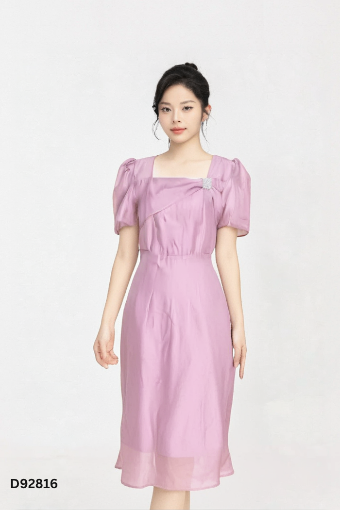 NEWTAG Váy tơ tím cổ vuông