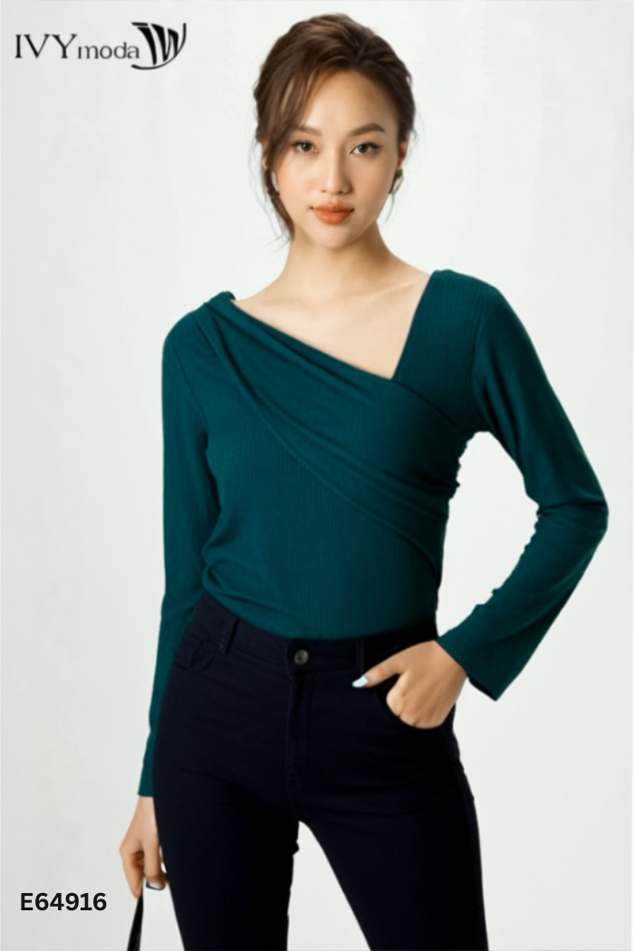 Áo xanh IVY MODA cổ lệch