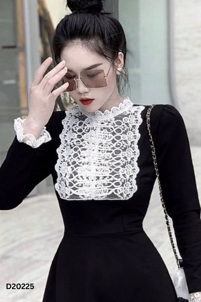 Áo nhung đen phối be đính cườm (ZARA xuất)