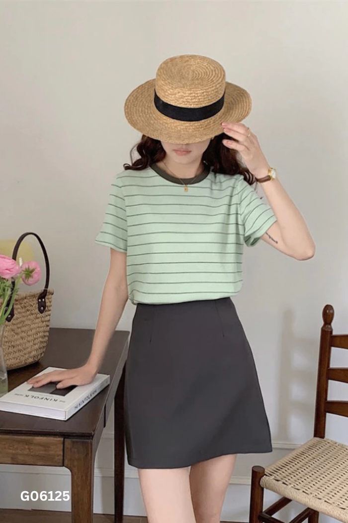 Áo xanh len tăm phối kẻ