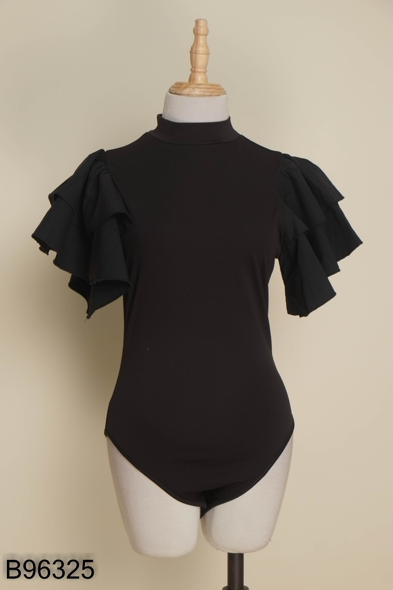 Bodysuits đen SHEIN tay loe