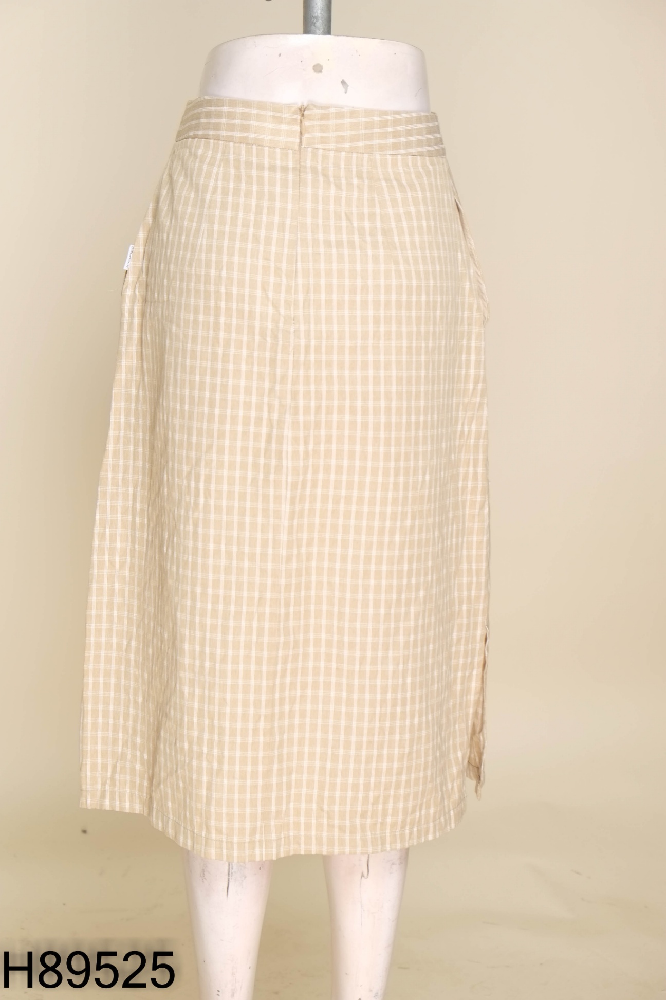 Chân váy 92WEAR nâu kẻ trắng