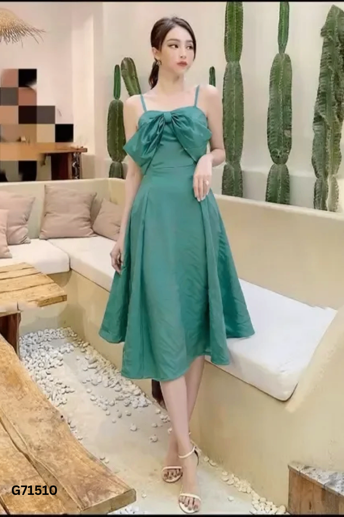 Váy 2s MONOCO xanh nơ