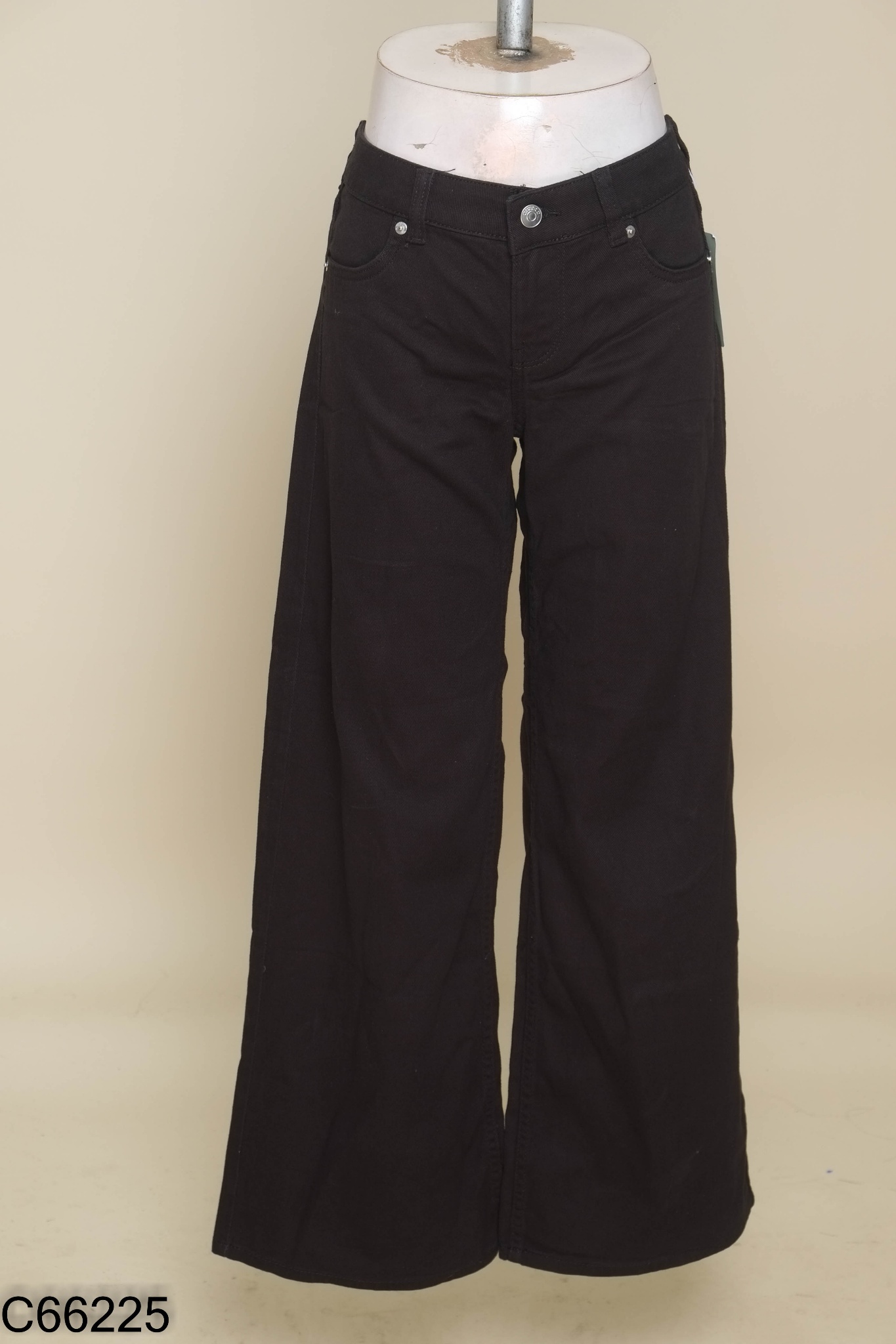 NEWTAG Quần HM jeans đen ống rộng
