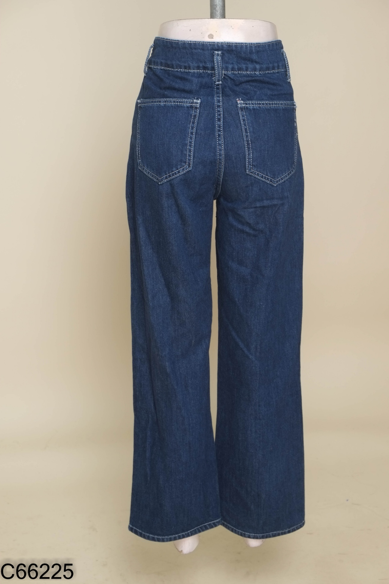 Quần jeans xanh đậm ống rộng