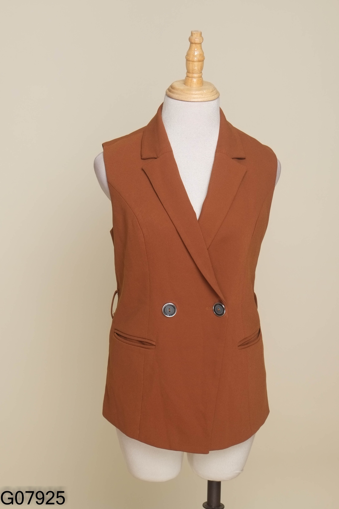 Áo gile nâu cổ vest