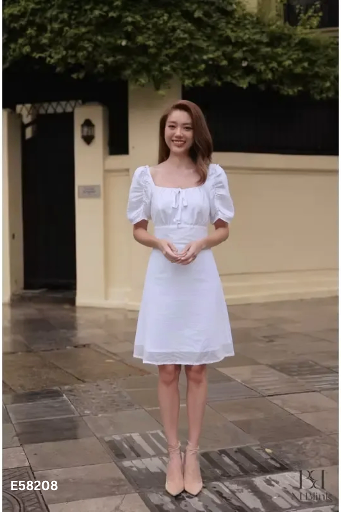 Váy nhỡ trắng trơn