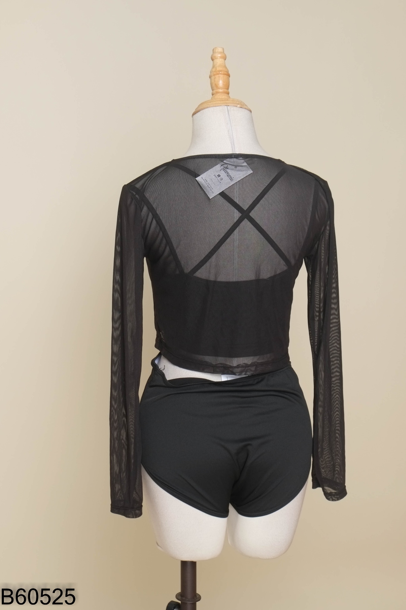 Set 3 món Bikini đen in chữ trắng