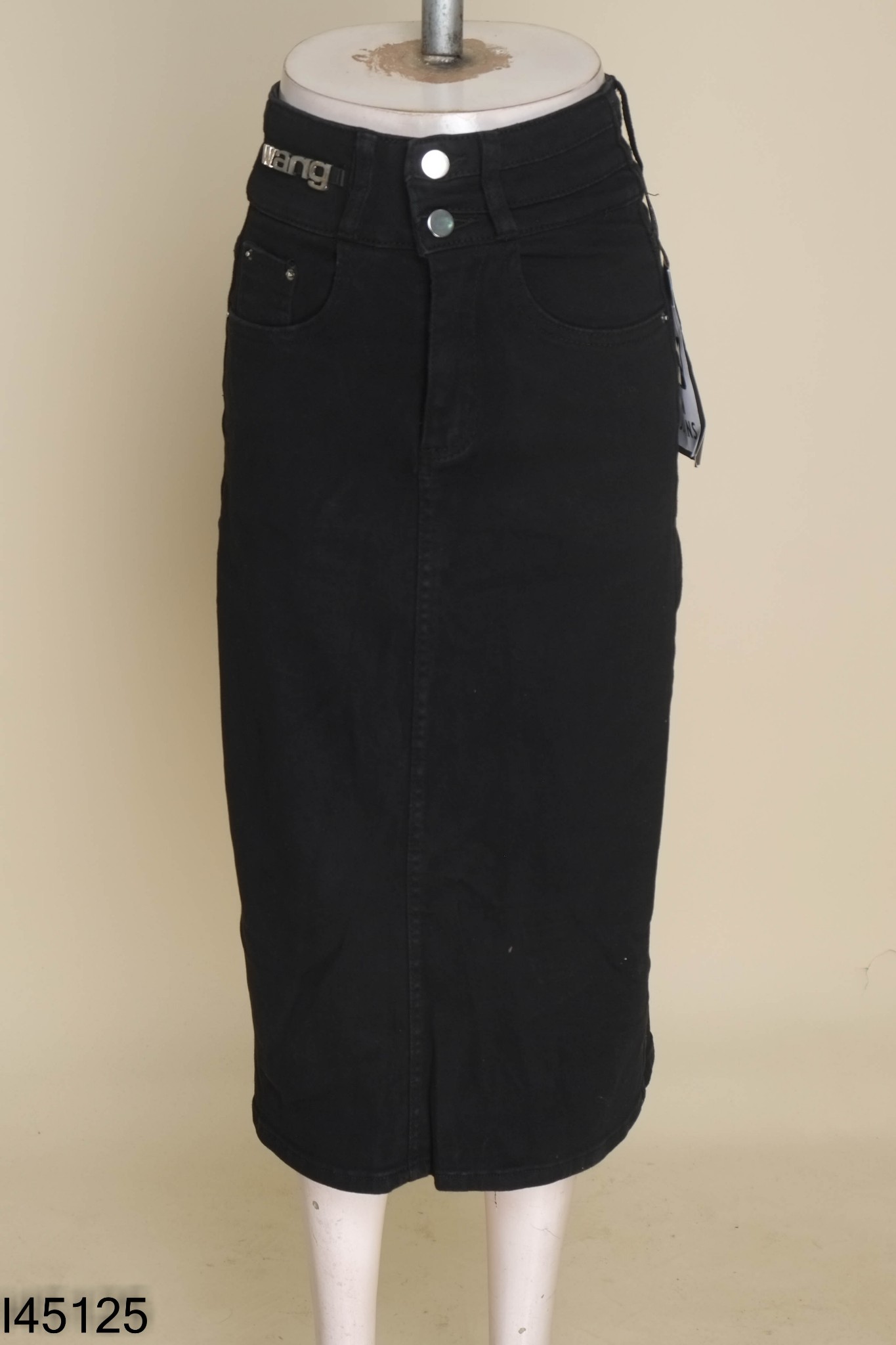 NEWTAG Chân váy jeans đen 2 cúc bạc