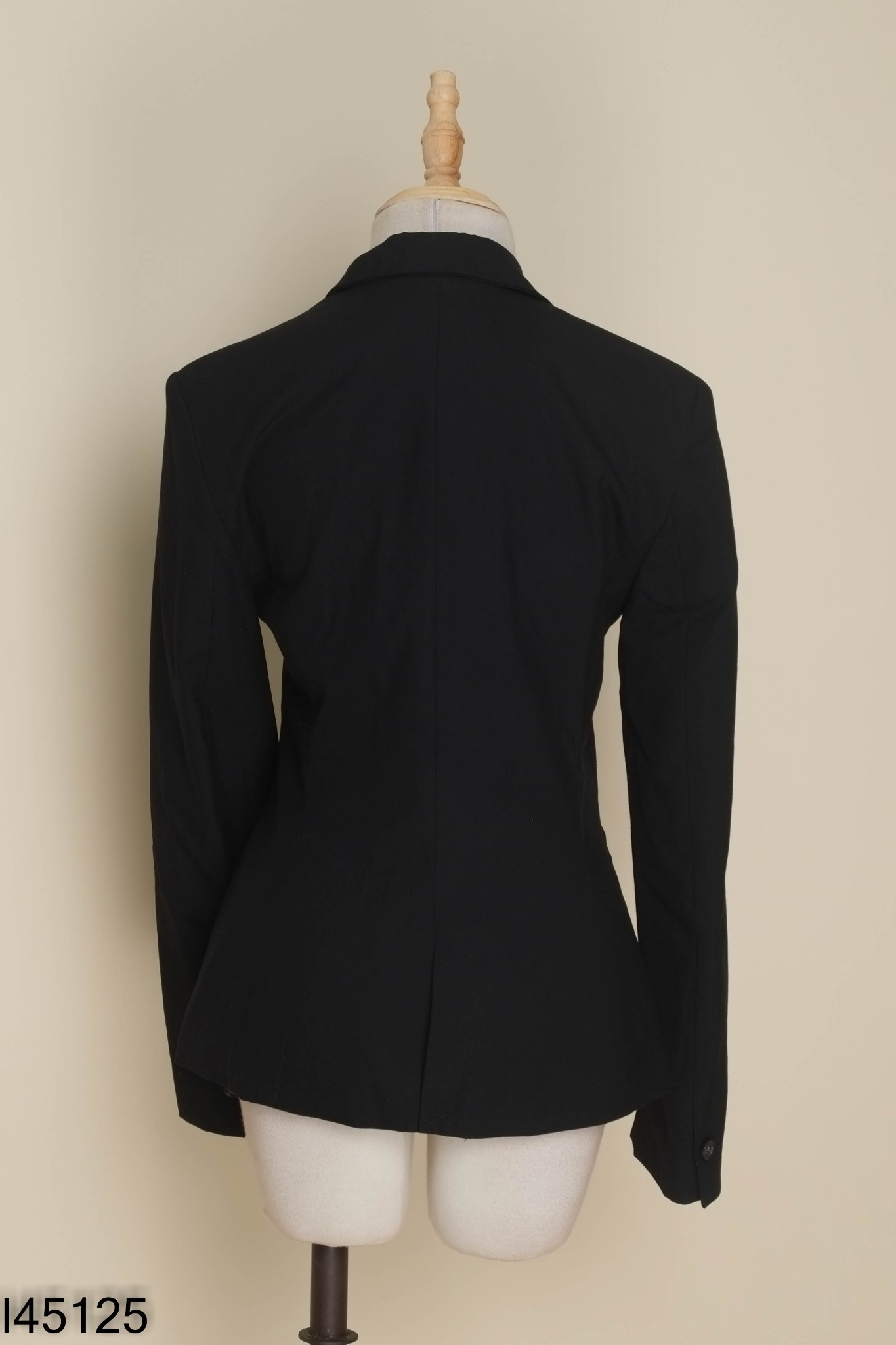 Áo vest ZARA đen trơn
