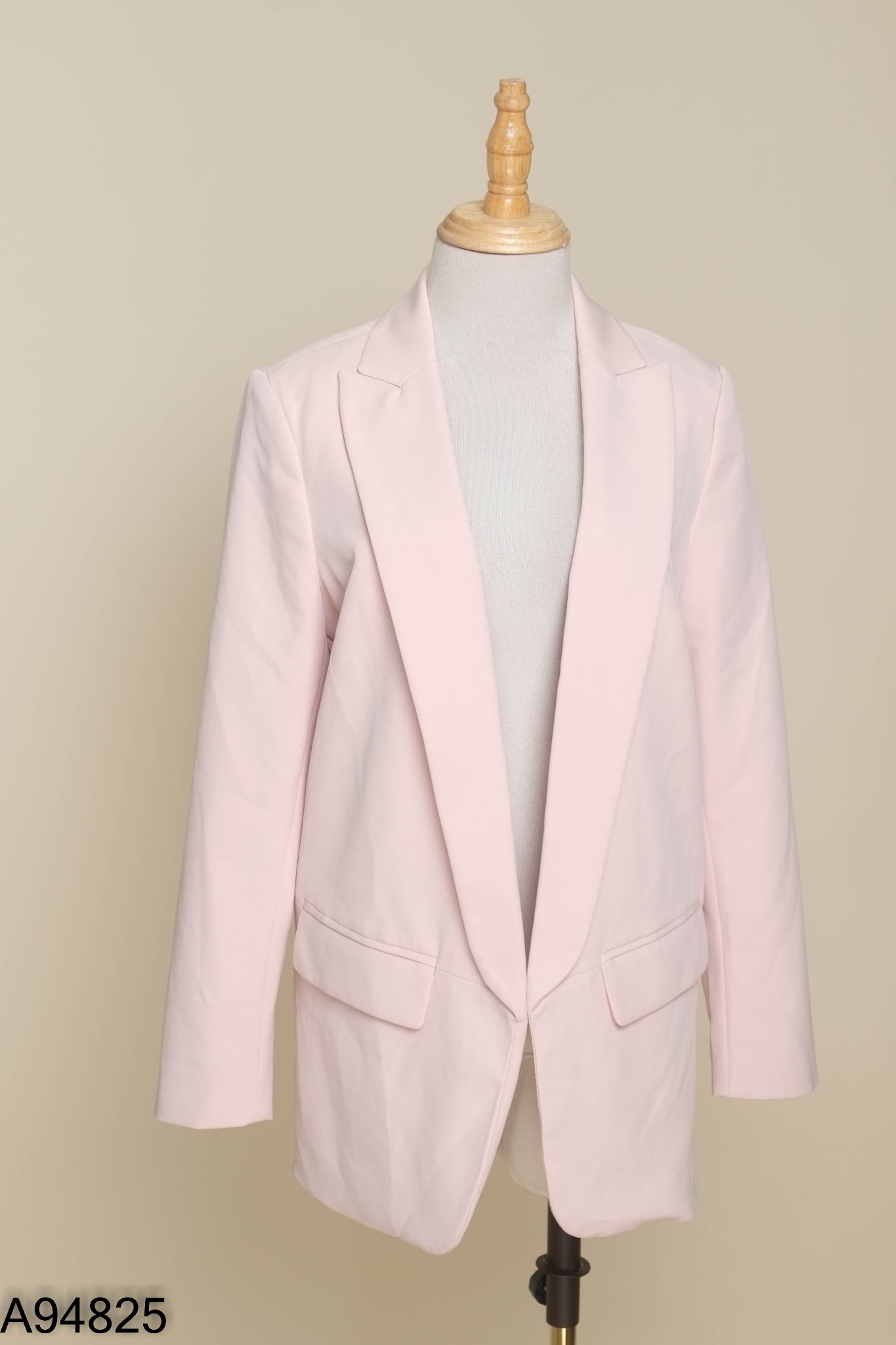 Blazer hồng be trơn