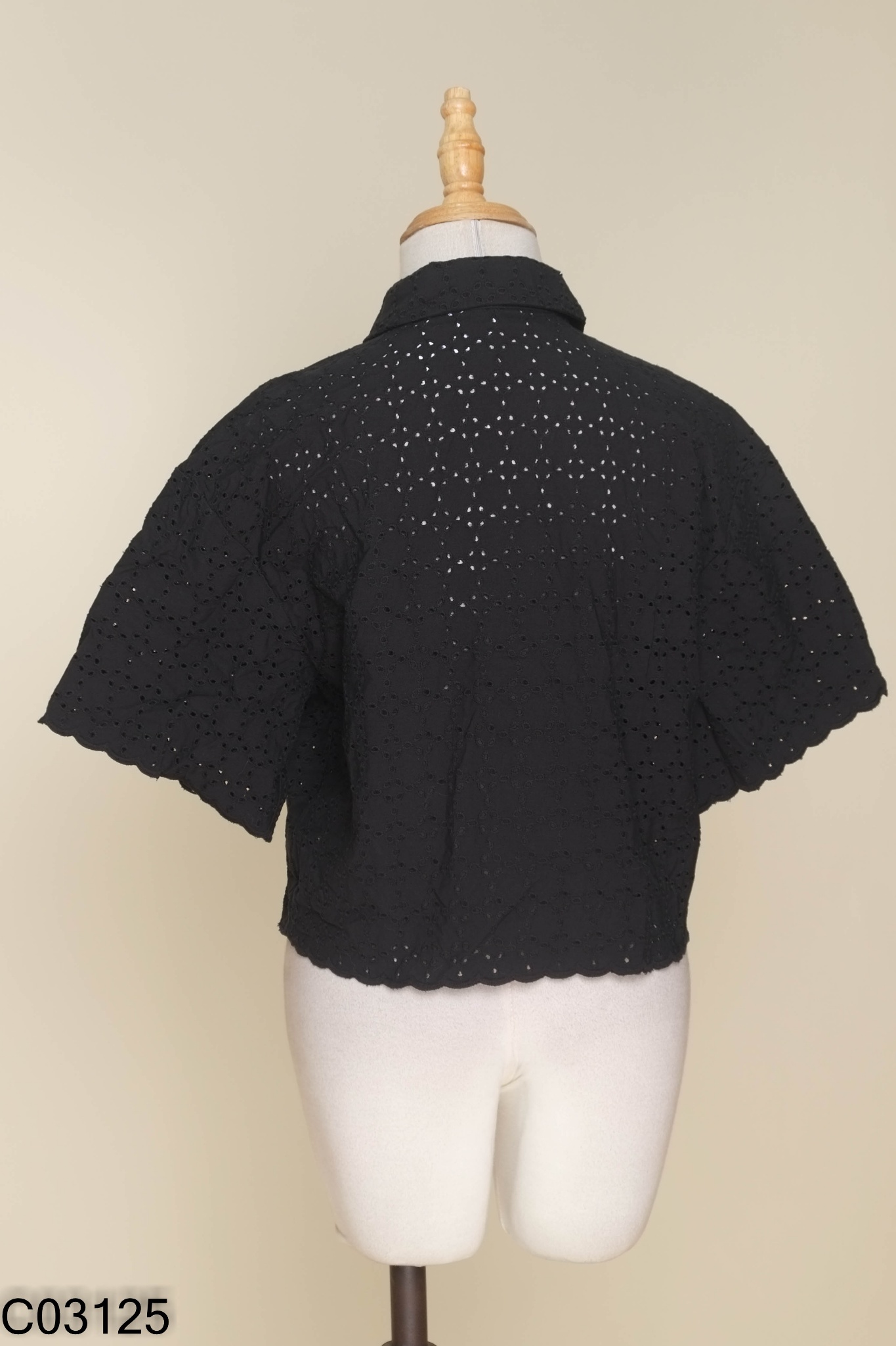 Áo CLOXY WEAR đen cổ sơ mi