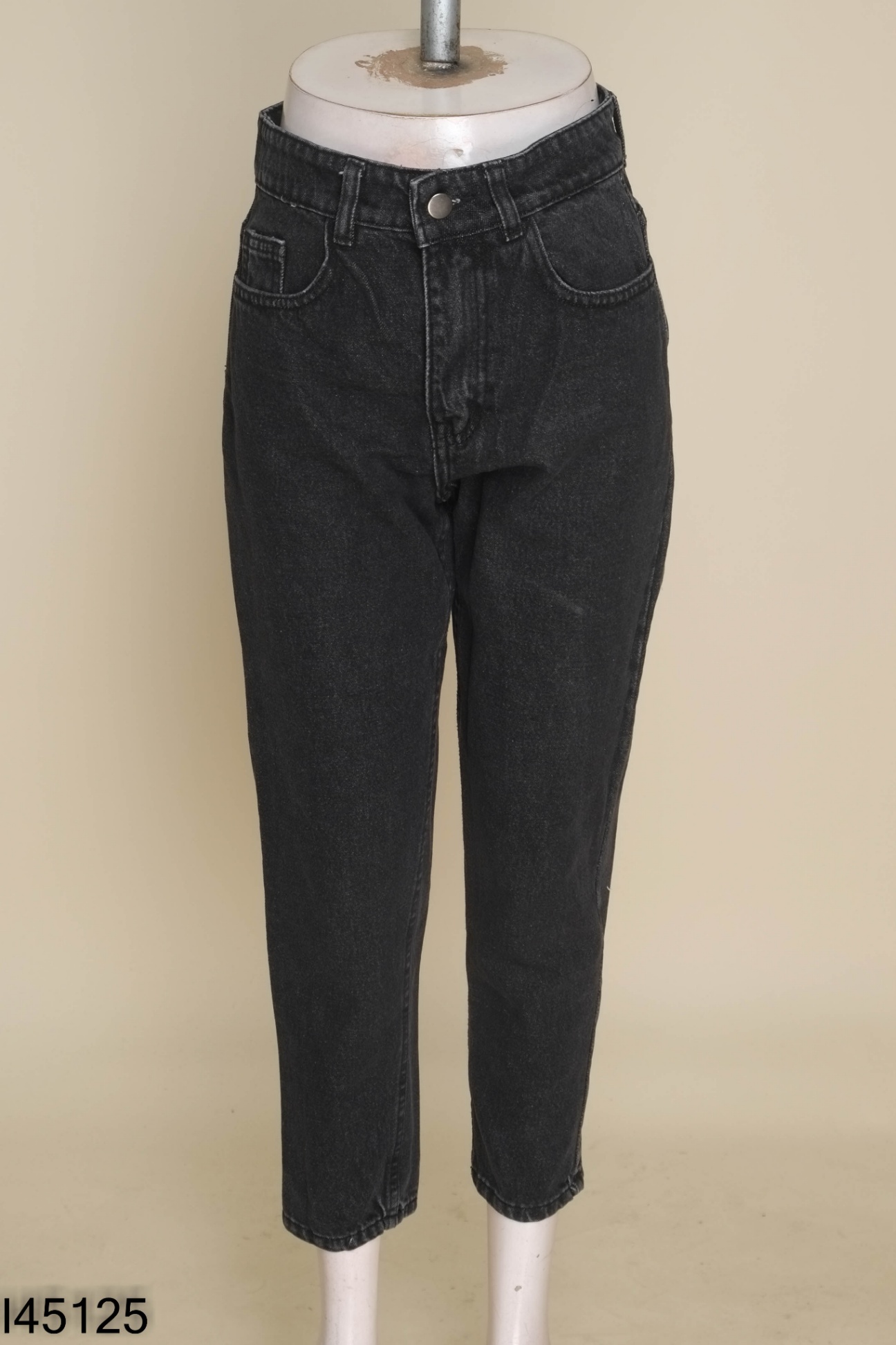 Quần jeans xám đen