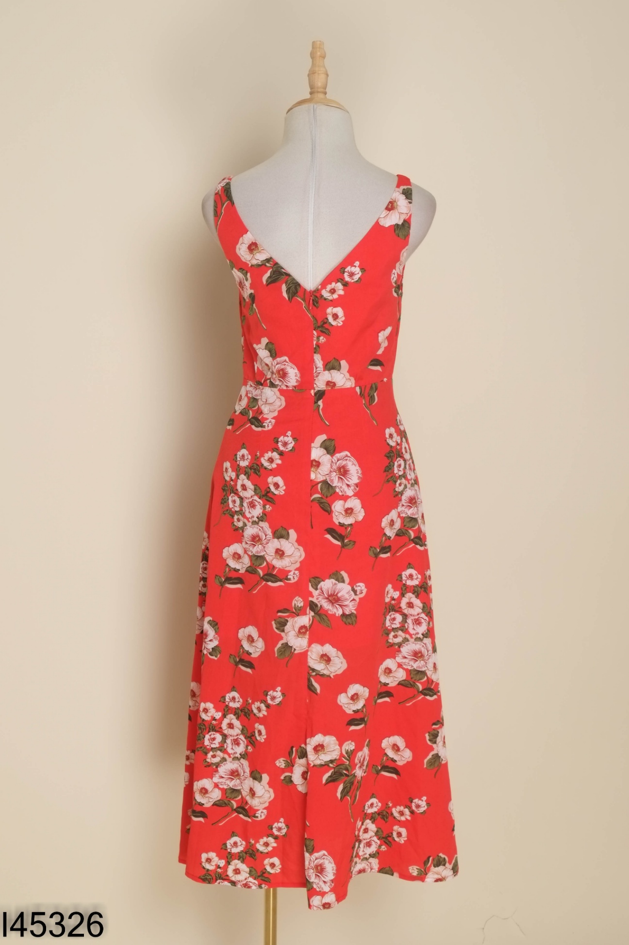 Váy đỏ hoa IVY MODA phối cúc