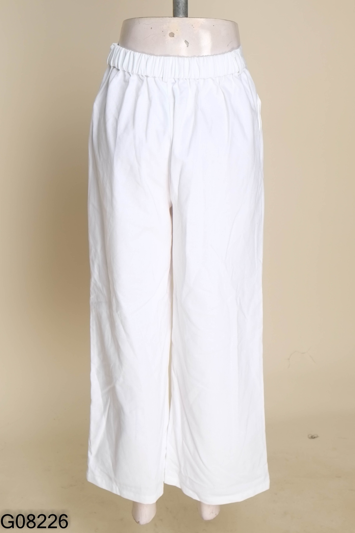 Quần LAHSTORE line trắng suông