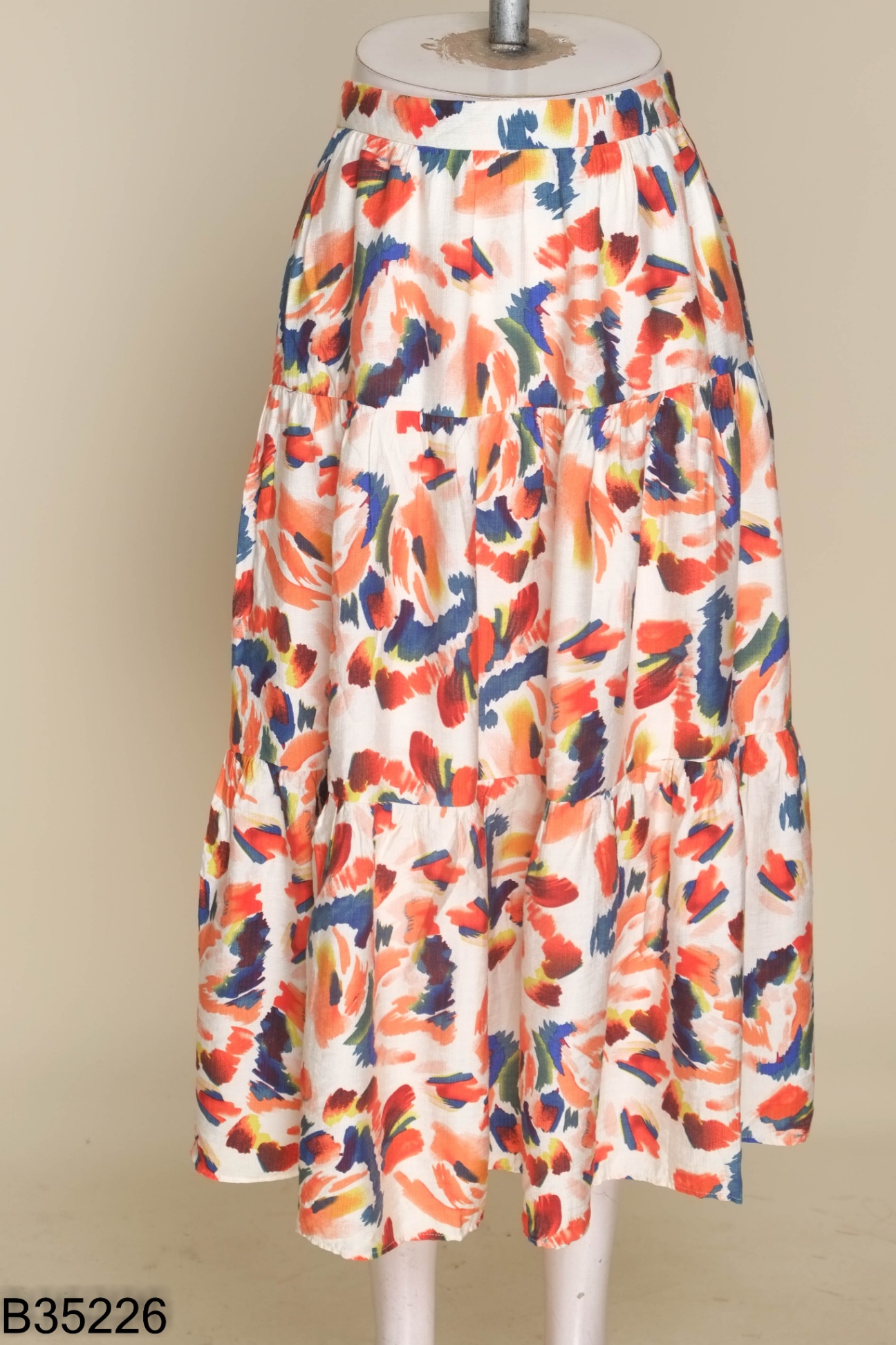 Chân váy ADORE DRESS be họa tiết màu sắc