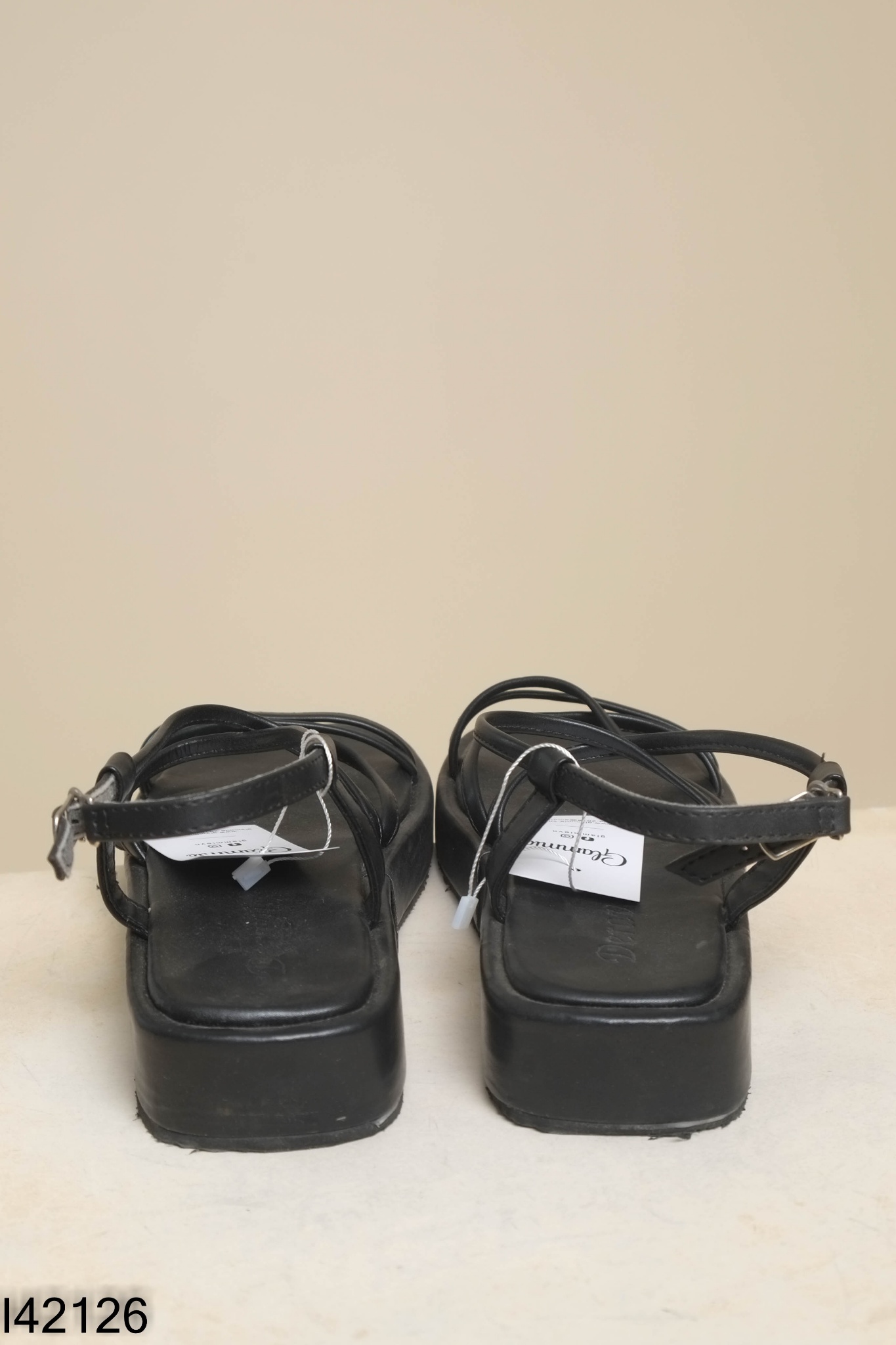Sandals đen phối dây