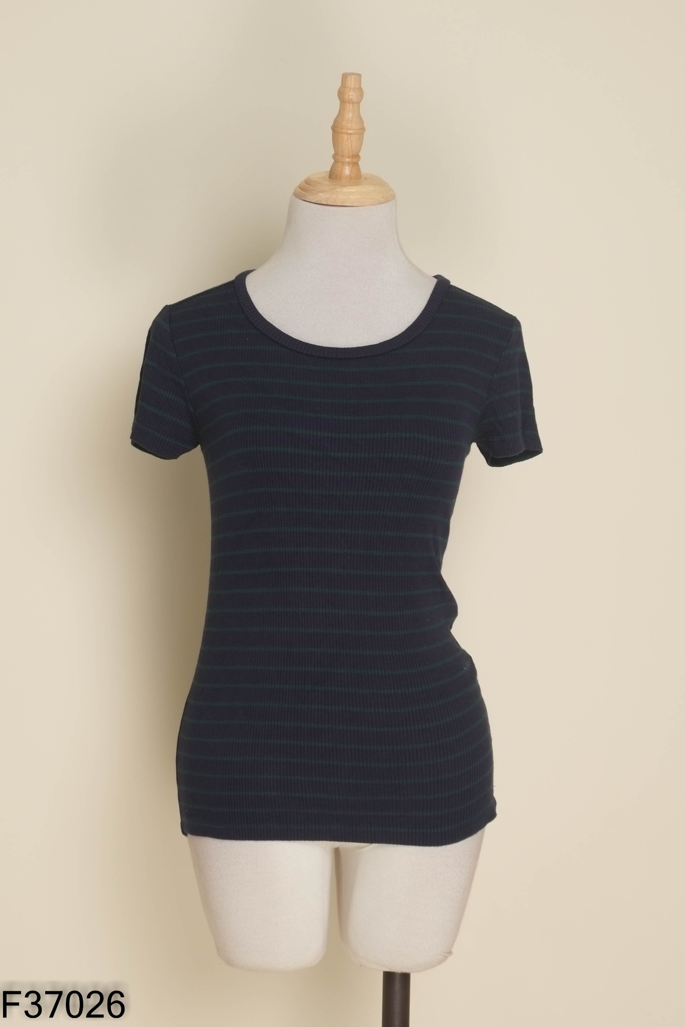 Áo thun FOREVER 21 xanh kẻ ngang