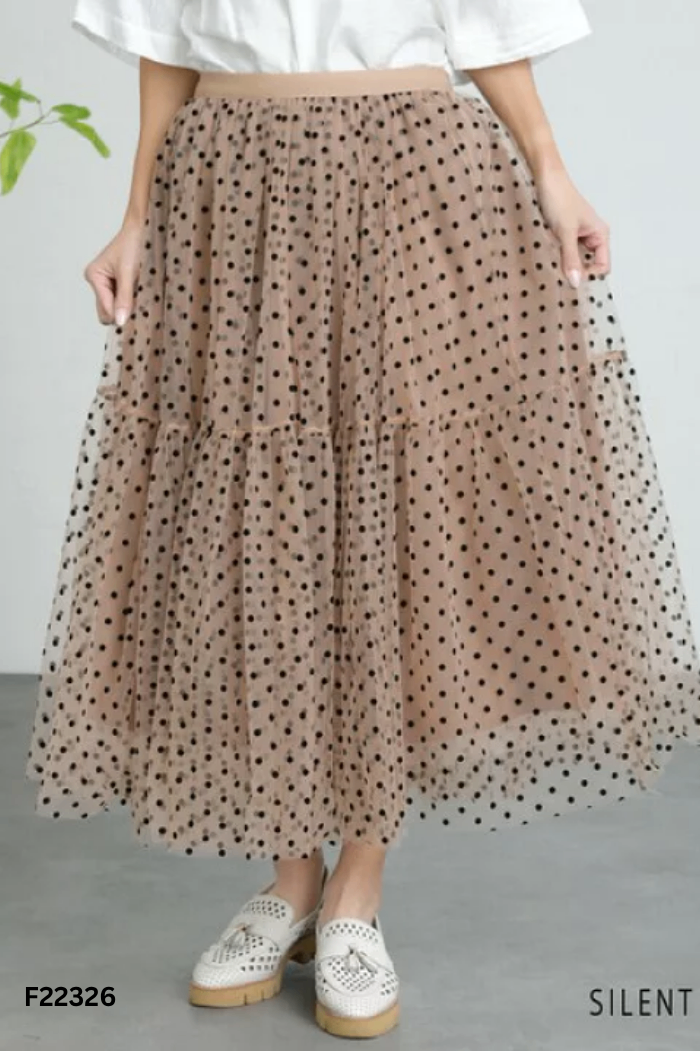 Chân váy lưới nâu chấm bi
