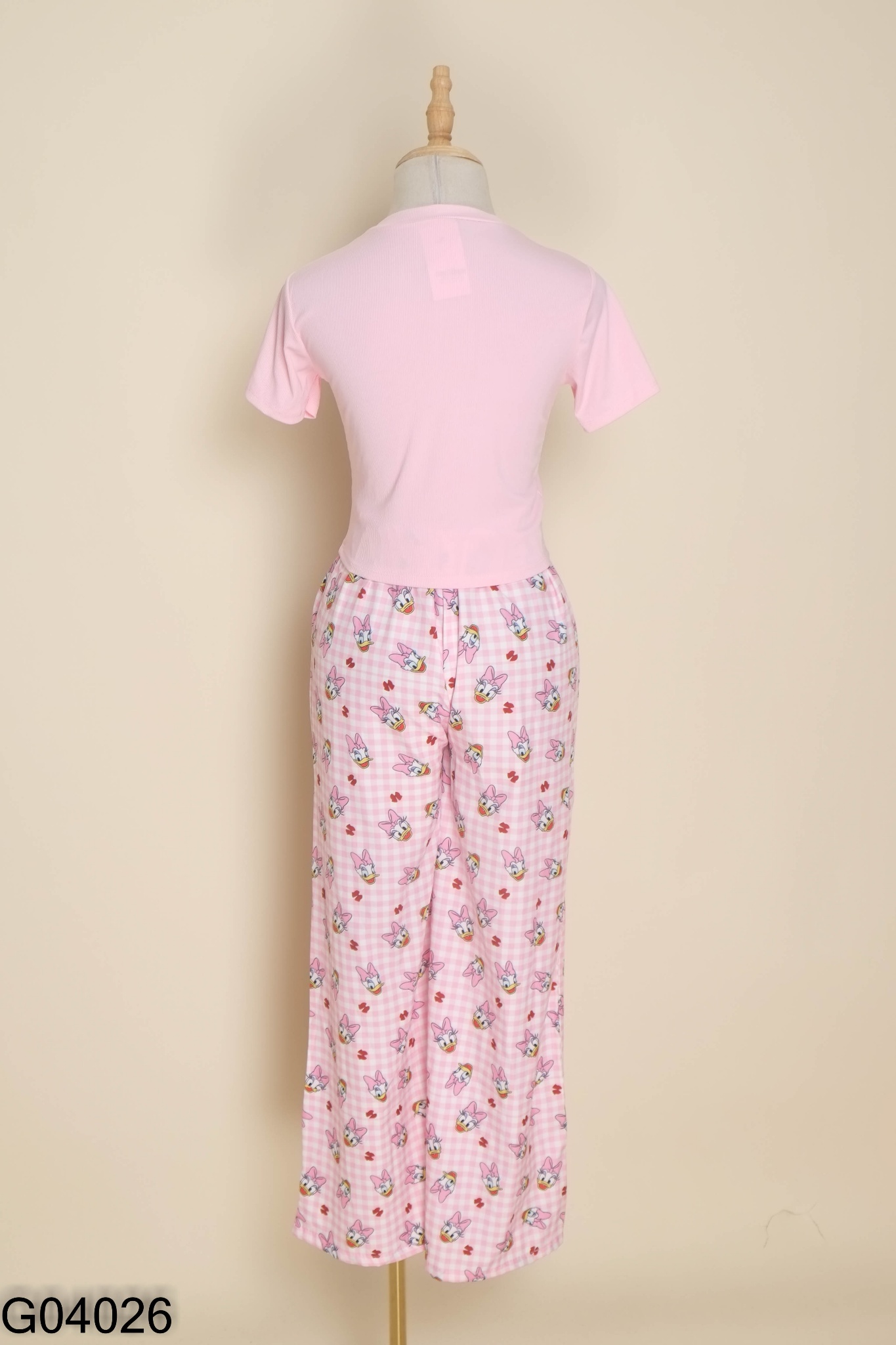 Set Áo hồng in hình + quần kẻ