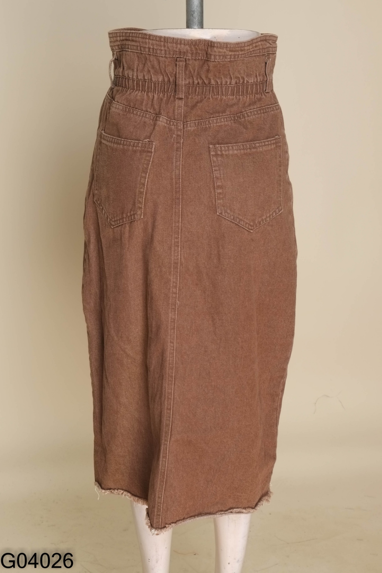 Chân váy jeans nâu rách