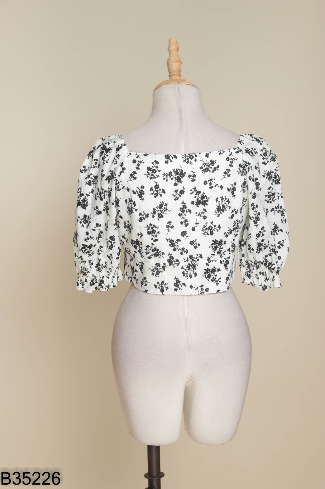Áo ADORE DRESS hoa đen